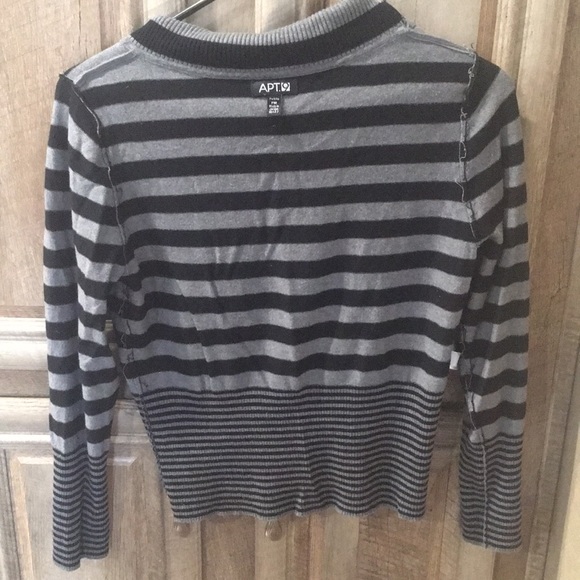 Very Nice “Apt. 9” Striped Turtleneck Sweater - Picture 6 of 8